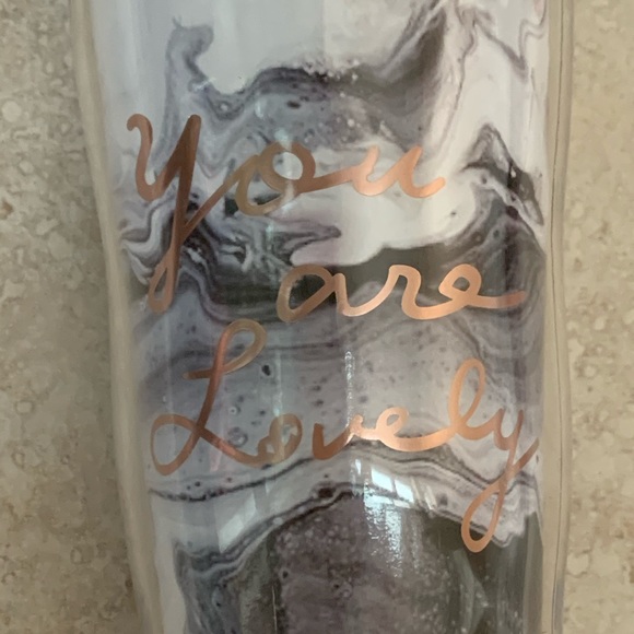 NEW YOU ARE LOVELY travel mug cup - Picture 2 of 6